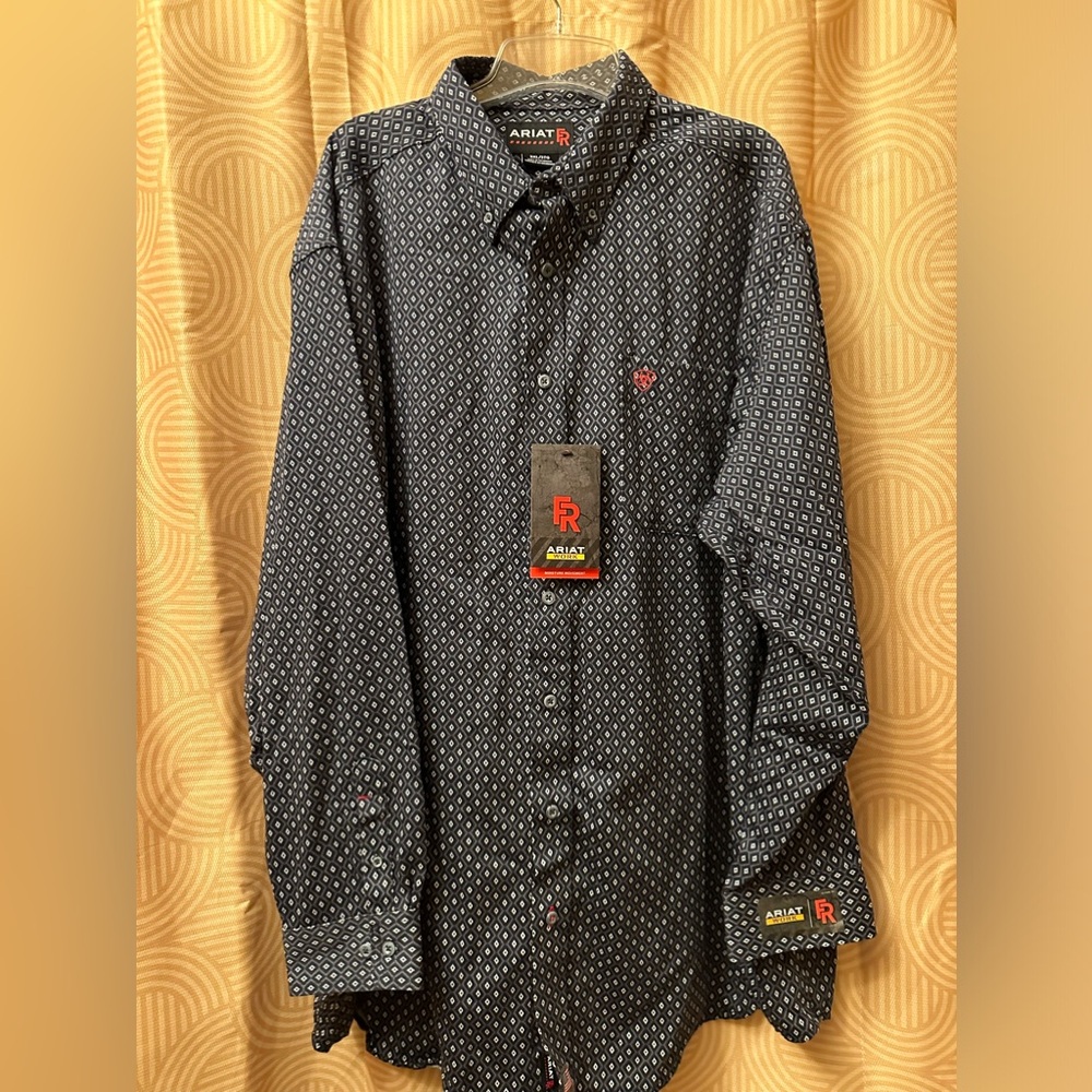 Dress /Casual Mens long sleeved shirt